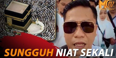 Gus Miftah Tawaf Sambil Selfie