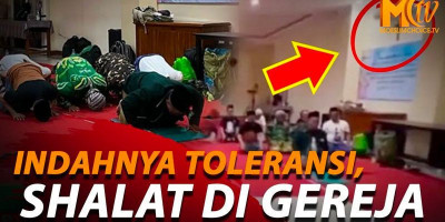 Umat NU Shalat di Gereja Sidoarjo