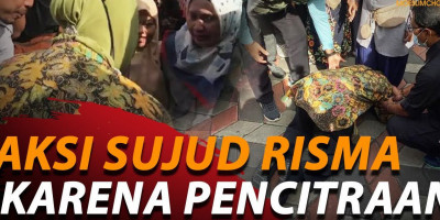 Risma Sujud di Depan Guru SLB